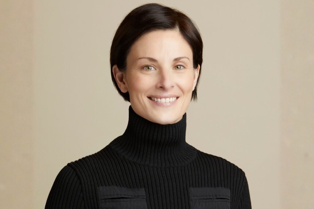 Netflix promotes Elizabeth Stone to Chief Product and Technology ...